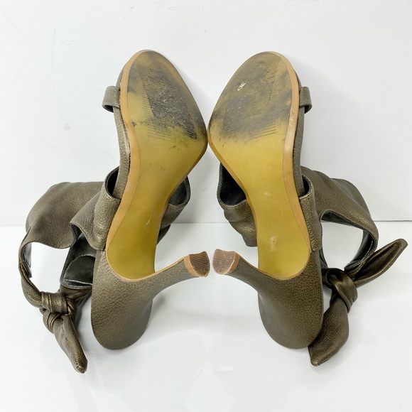 Linea Paolo Ruched Leather Wrapped Sandals - Picture 6 of 8